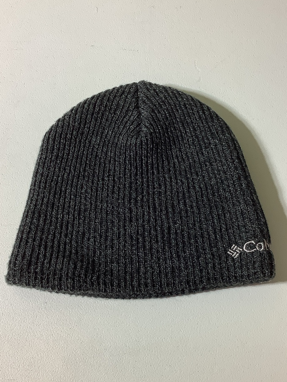 Columbia dark gray beanie